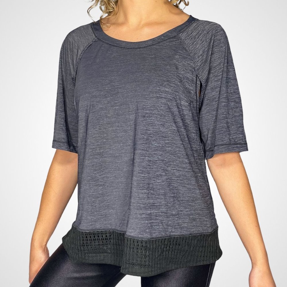 Lululemon Lacy 1/4 Sleeve Athletic Top
